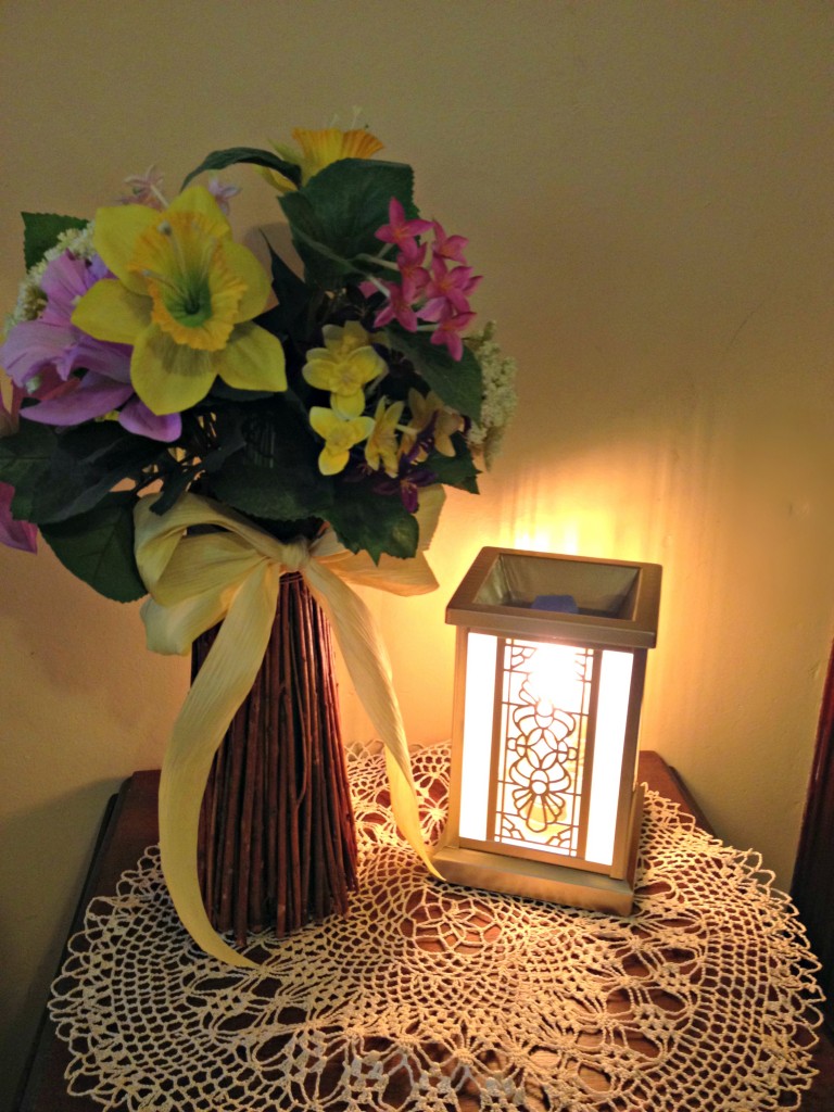 Edison Wax Warmer in use